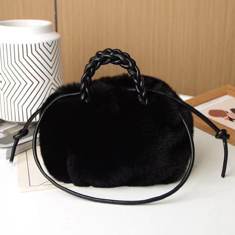 Plush Versatile Handbag Women's Pleated Cloud Bag